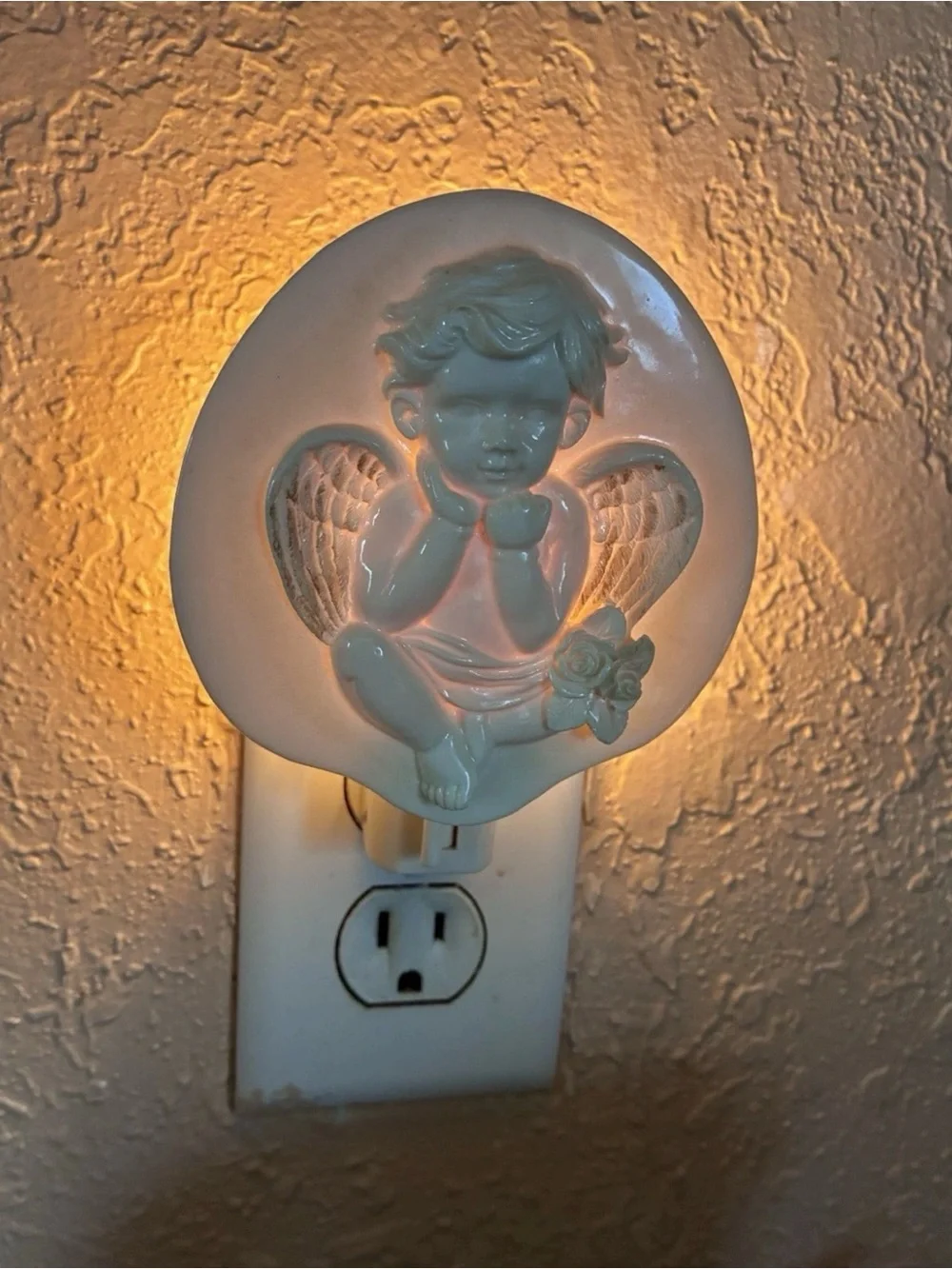 N/A ceramic cherub